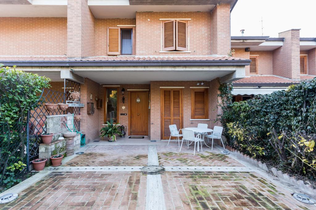 Apartamento Le Fate Di Campagna Asís Exterior foto