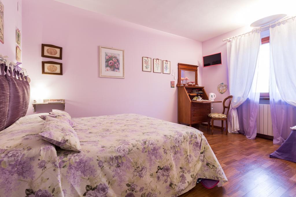 Apartamento Le Fate Di Campagna Asís Exterior foto